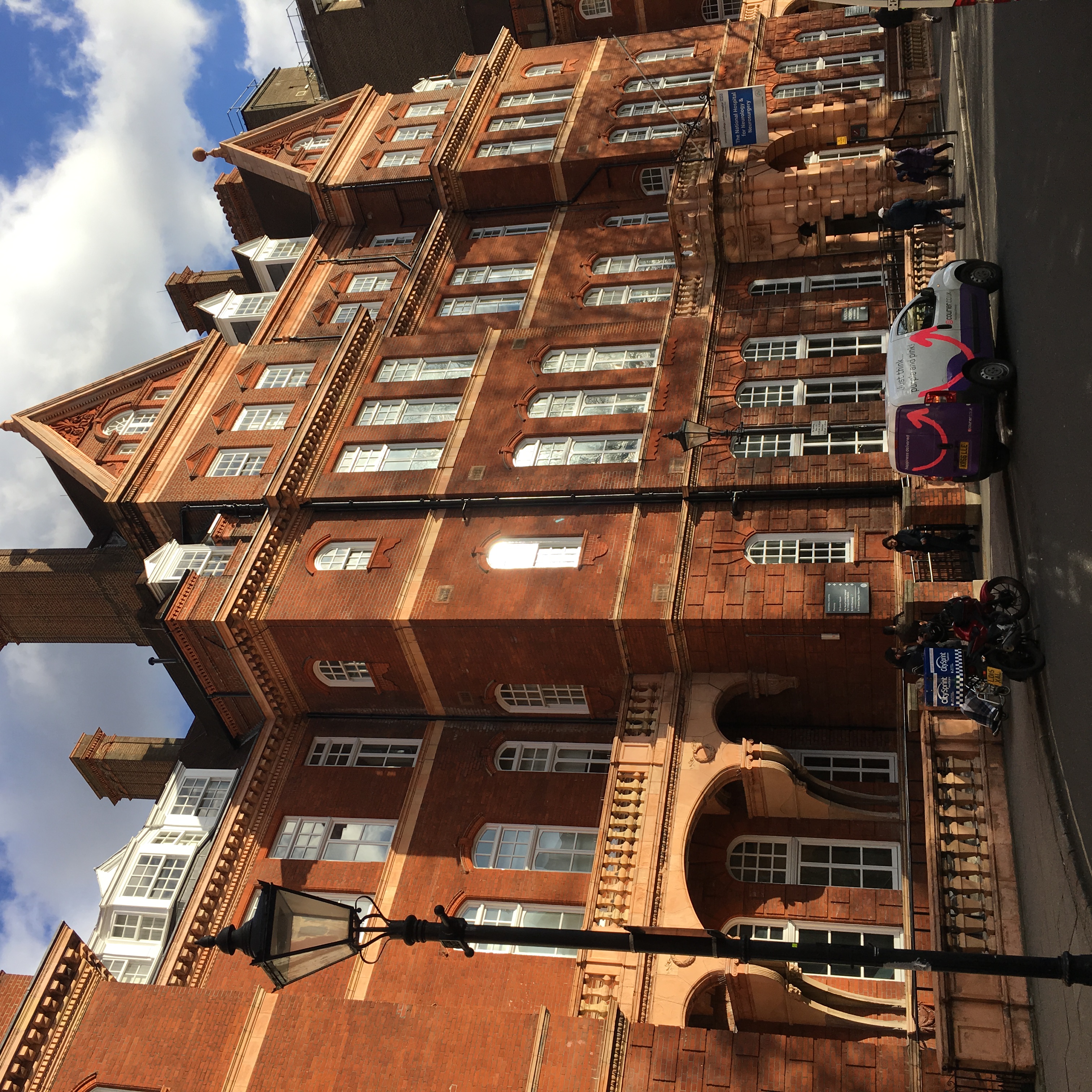 Queensquare Hospital 2018